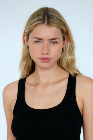 Lola Forsyth digital image