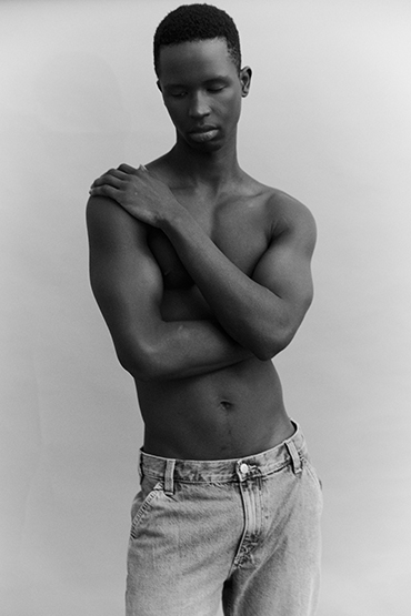 Chol Deng portfolio image