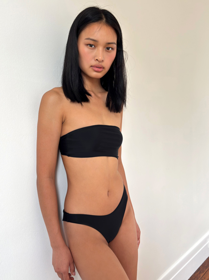 Amber Ngui digital image