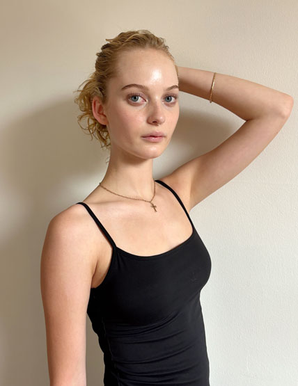 Ayla - Vivien’s Models