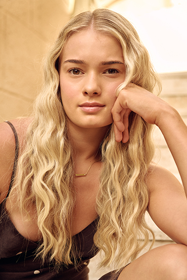 Charli Whitmey portfolio image