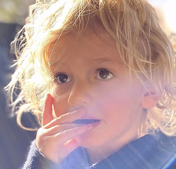 Anna Pembroke Family portfolio image